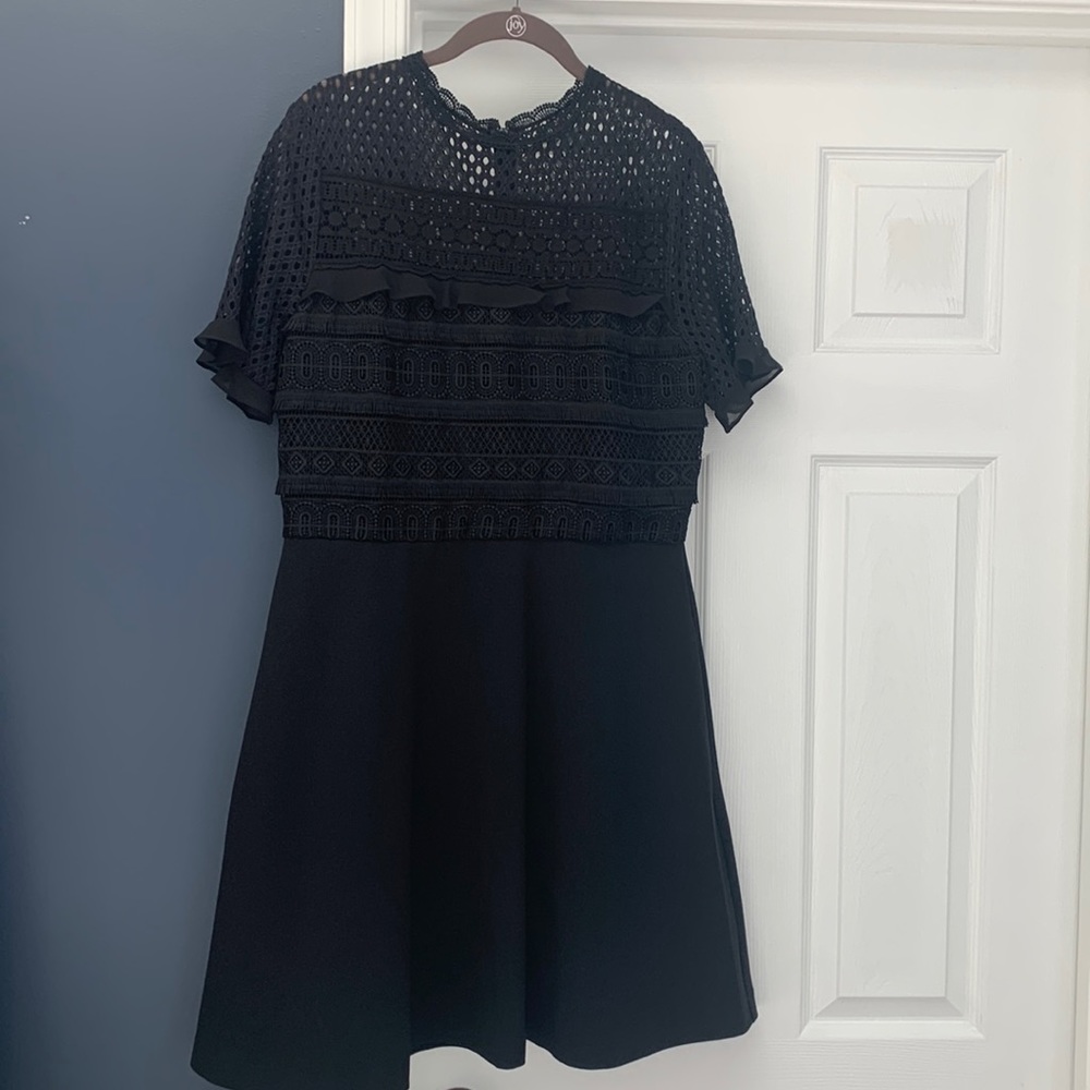 Laundry by Shelli Segal black cocktail dress